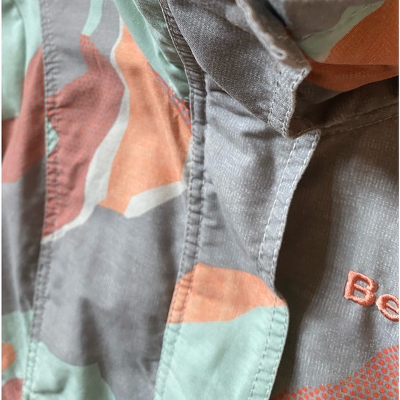 Bench lightweight jacket size small - Picture 4 of 16